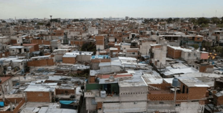 La pobreza bajó a 36,3% pero la pobreza estructural sigue igual según la&nbsp;UCA