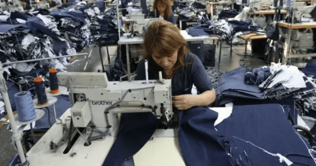 La industria textil pierde empleo y baja precios en la era&nbsp;Milei