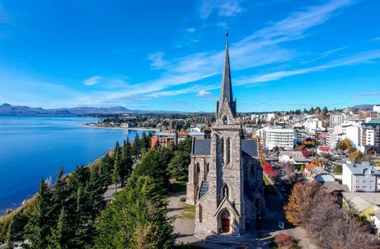 Turismo en Semana Santa: más viajes, menor&nbsp;gasto